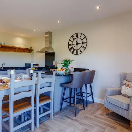 בית נופש 2 Bed In Keighley Oc-85669 Cowling