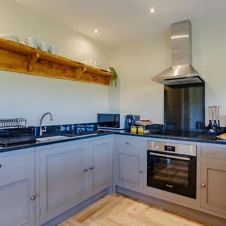 2 Bed In Keighley Oc-85669 בית נופש *
